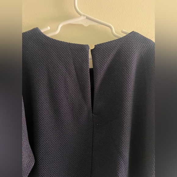 New York & Company Navy Shift Dress Pleated Sleeve Size Small Classic Work Dress - Picture 6 of 6